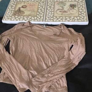 Women’s shirt